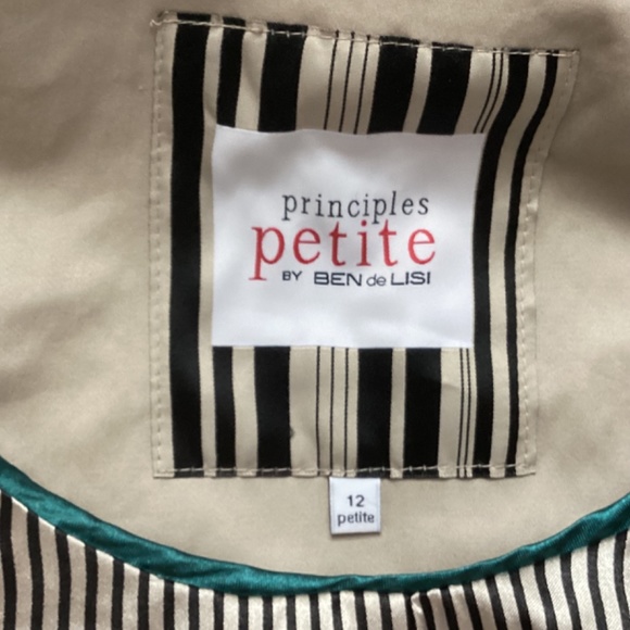 Ben de Lisi Belted Mini Trench with Ruffle Collar - UK Size 12P - Picture 5 of 11